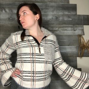 The Jetset Diaries eyelash fuzzy grid bell sleeve 3/4 zip up sweater holiday